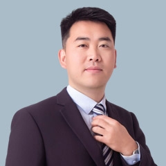 彭明华律师–法头条